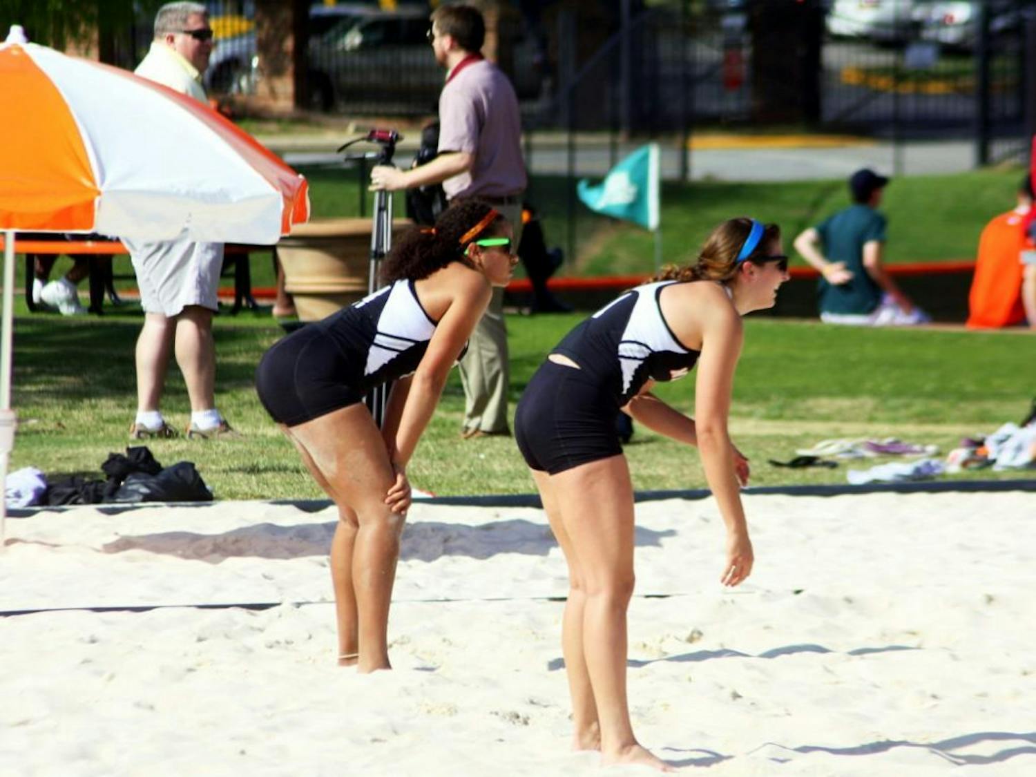 sand-volleyball2