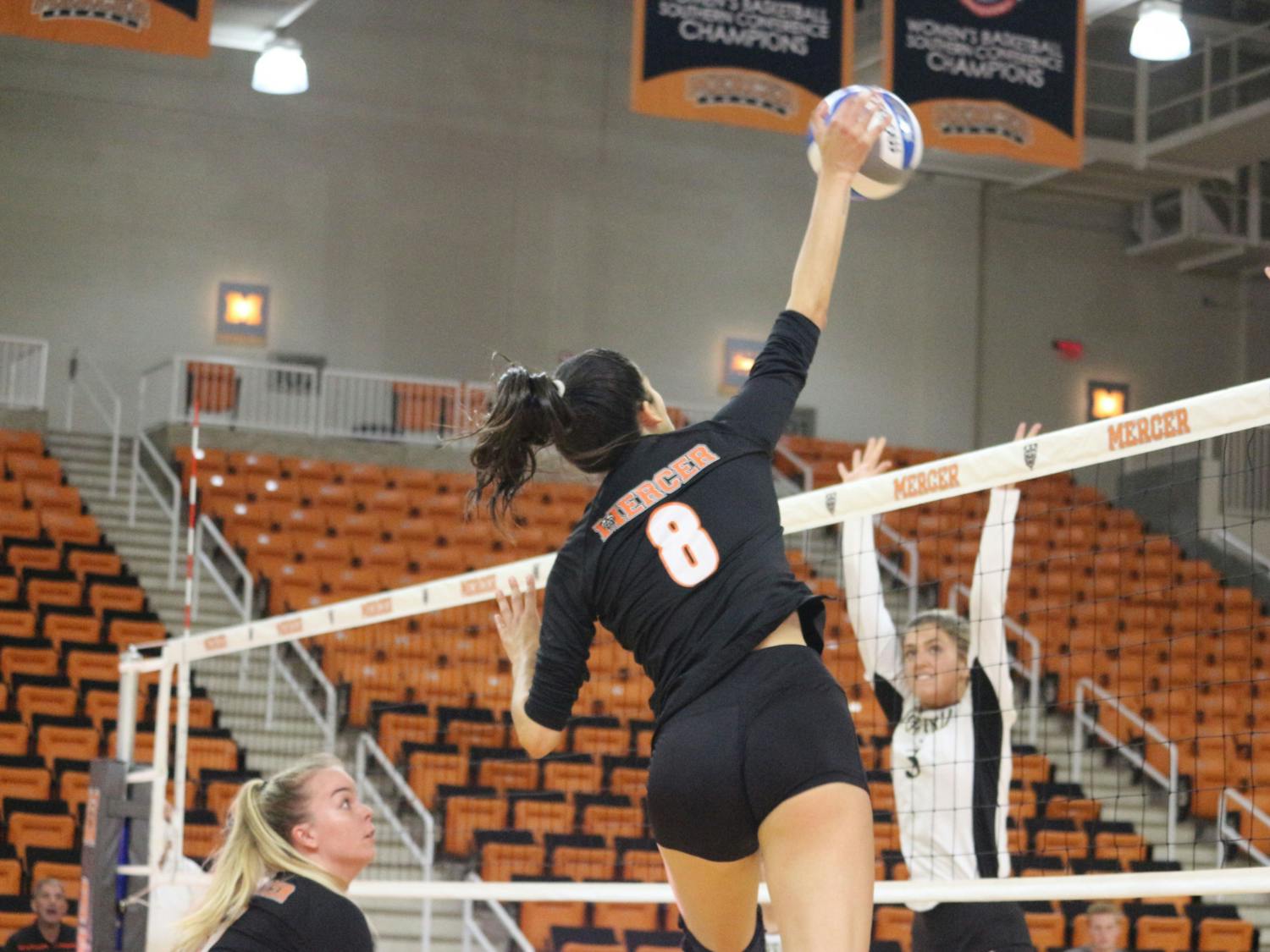 women's volleryball oct 23.jpeg