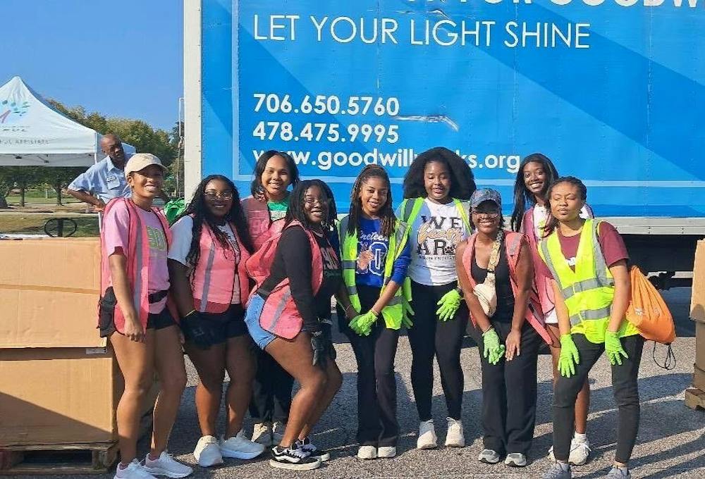 Students volunteer with Macon Bibb Beautiful, a volunteer nonprofit focused on community beautification, during Be A Good NeighBear in Sept. 2025.