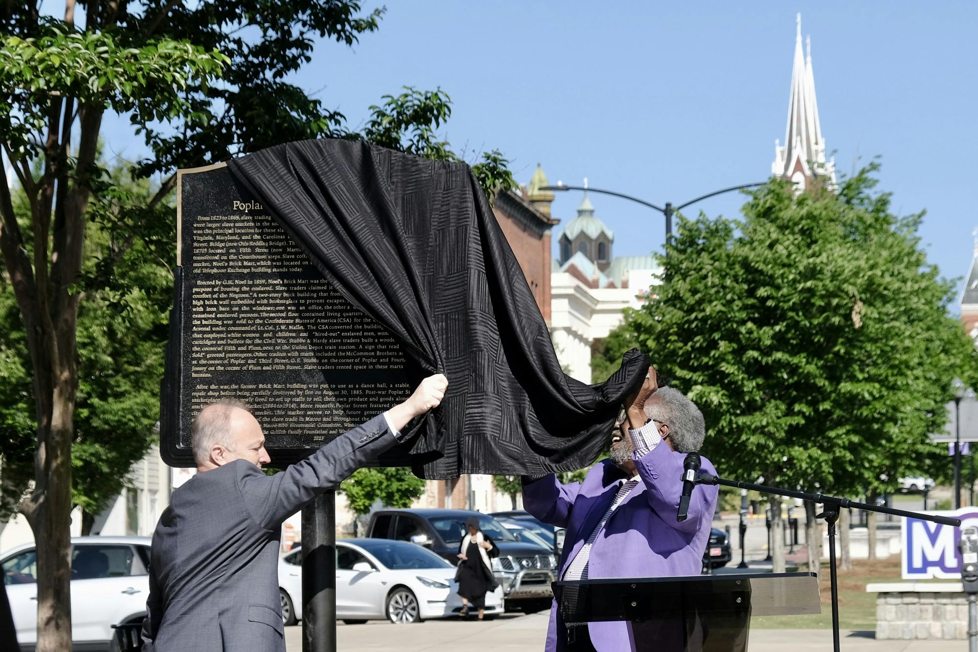 Macon200 unveiling.jpg