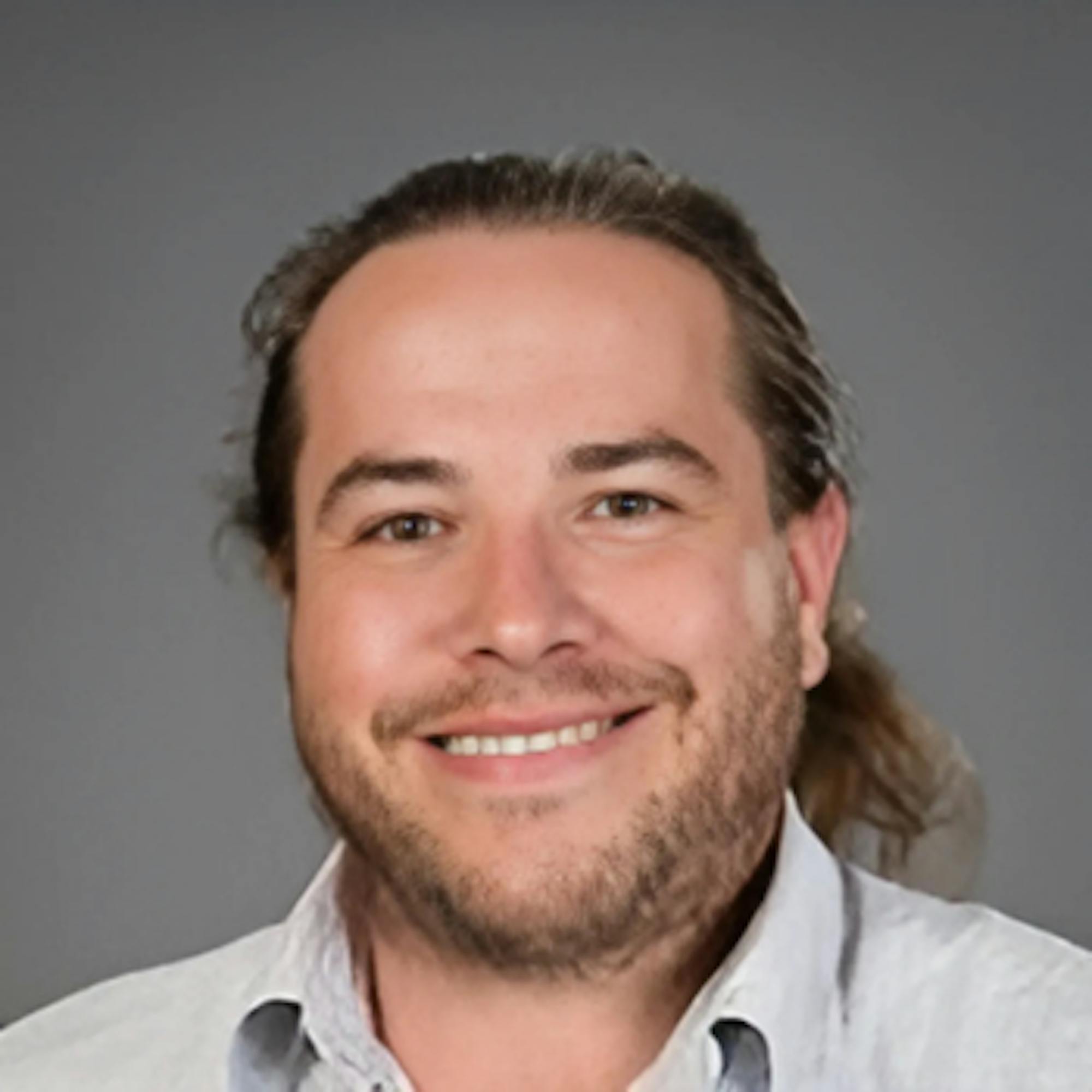 HRE Headshots - ExecutiveDirectorof Housing&AuxiliaryServices.jediah.cummins.wp