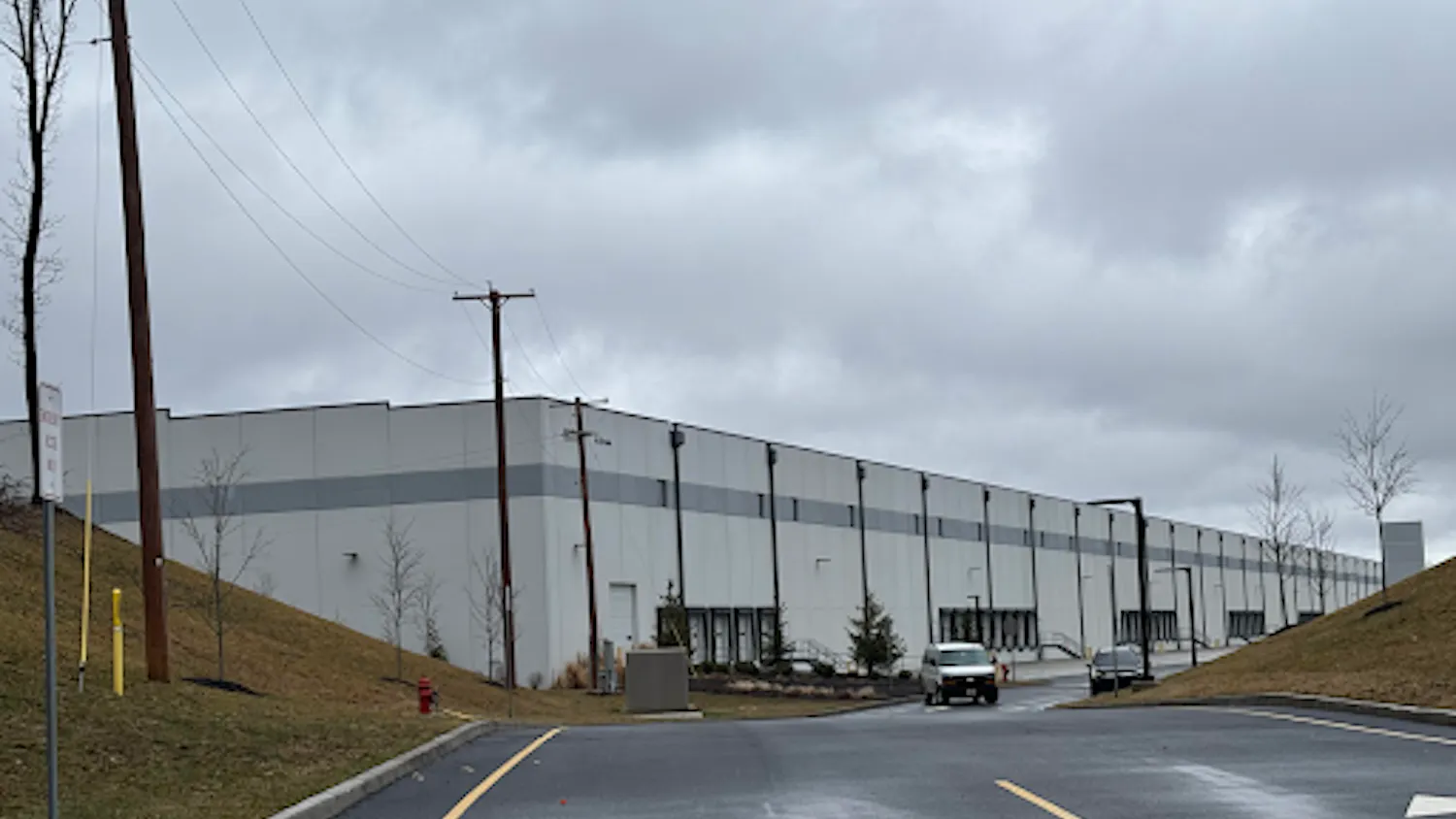 The Federal government finalized the purchase of a large warehouse in February 2026 to establish an immigration detention facility in Roxbury, New Jersey. (Photo by Isabella McHugh)