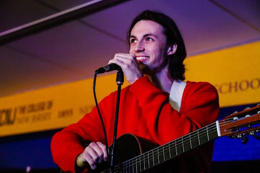 Between McPoland pointing out fans wearing his merch in the room, saying hello to familiar faces in the crowd and sharing stories and laughter, the show had a really intimate feel (Photo courtesy of Jessie Bodnar).