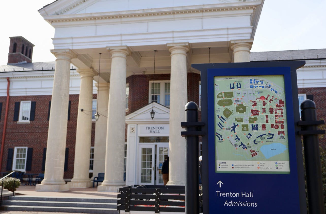 The College has received 12,781 applications so far this year. ( Photo by Erin Reilly / Staff Photographer)﻿