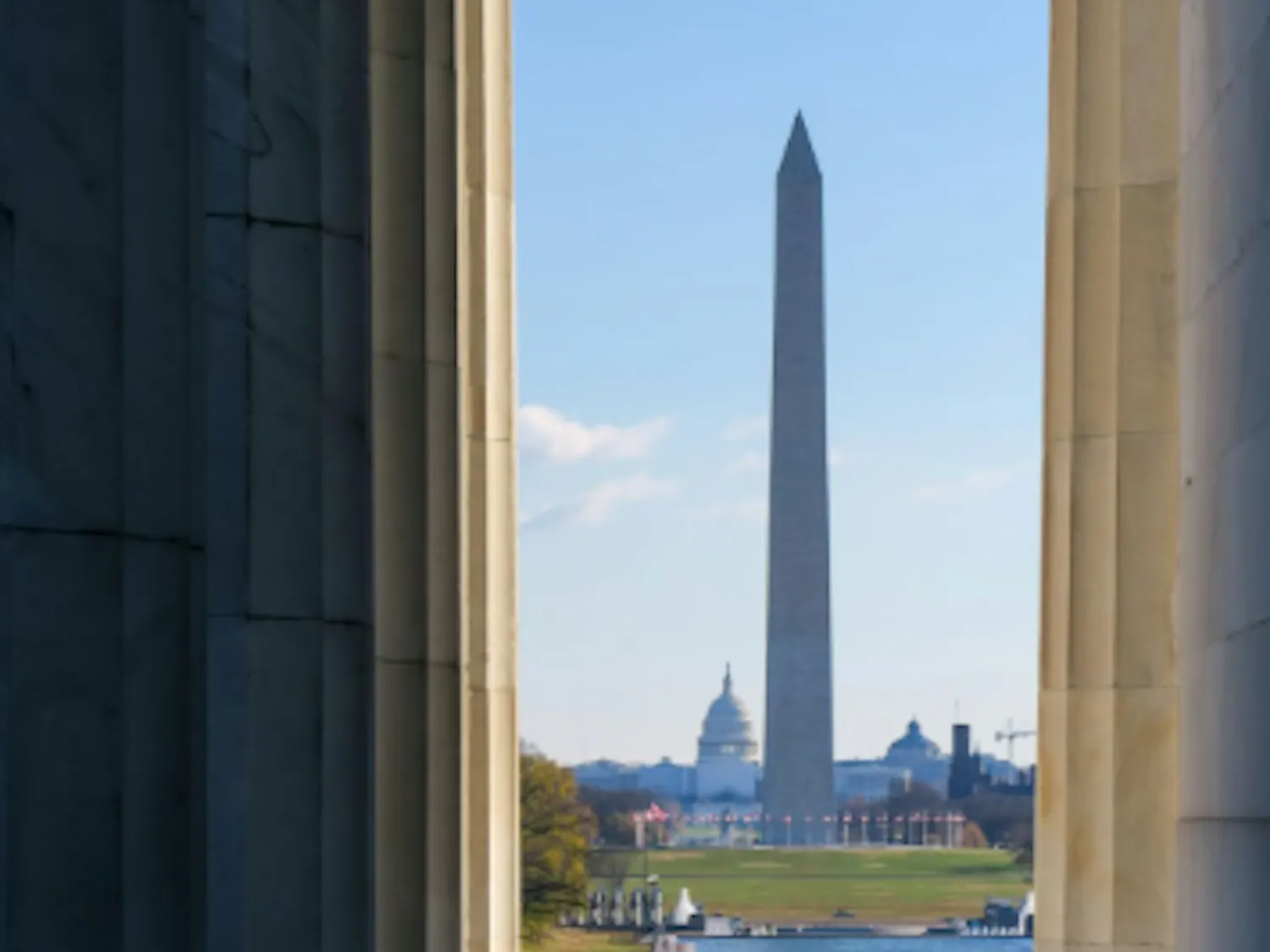A look back and forward: View from the Lincoln Memorial across the National Mall. (Photo courtesy of Pieter Pienaar / unsplash)