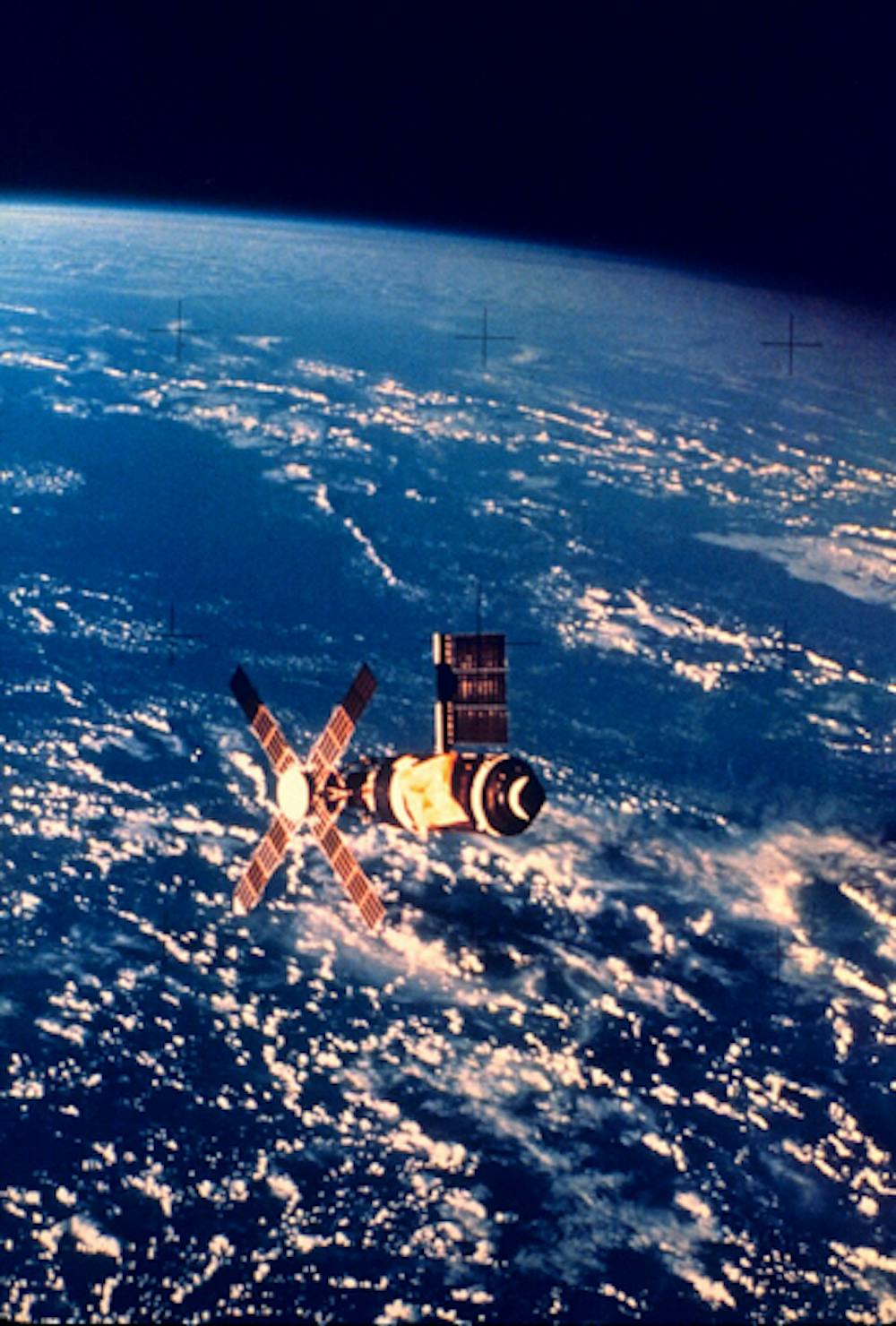 <p><em>The U.S. military has confirmed its launch of weapons from earth into space. (Photo courtesy of </em><a href="https://commons.wikimedia.org/wiki/File:Satellite_apparently_photographed_from_space_shuttle_(2268-456).jpg" target=""><em>Wikimedia Commons</em></a><em>)</em></p>