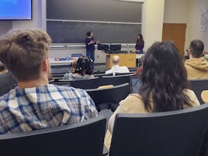 Barish’s seminar had many student and professor attendees. (Photo courtesy of Rachel Lea / Correspondent).