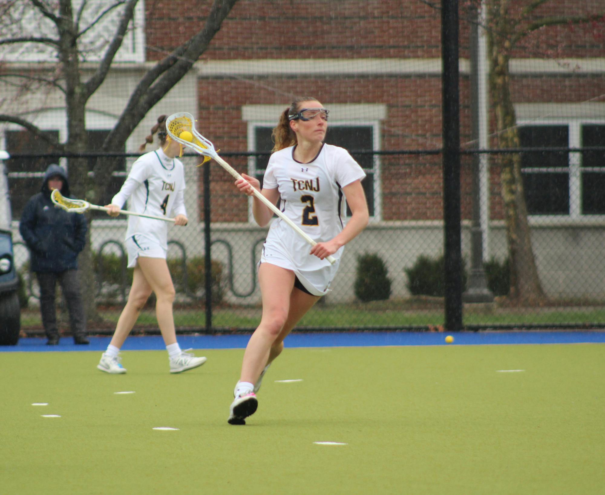 Senior midfielder Kira Sides with the ball (Photo courtesy of Elizabeth Gladstone / Multimedia Coordinator).