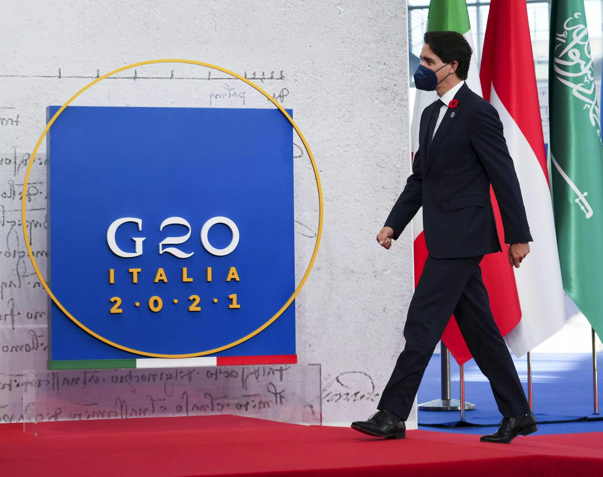 Climate change was a huge focal point for this year’s meeting. The goals discussed included limiting global warming levels above 1.5 degrees Celsius, discontinuing funding for new dirty coal plants, and meeting a target of zero carbon emissions by approximately 2050(Flickr).