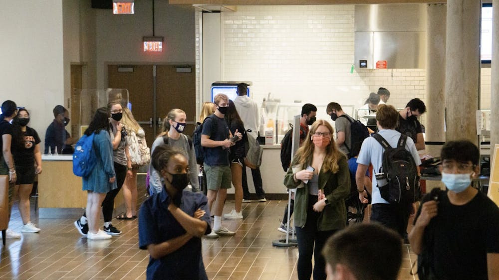<p><em>During the lunch rush hour, many students still choose the Brower Student Center despite the loss of Meal Equiv (Isabel Smith / Photographer).</em></p>