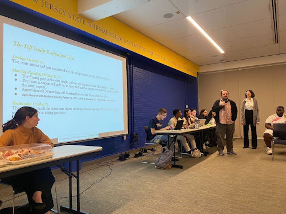 <p><em>Joseph Baker and Jennifer Palmgren prepare Student Government for the upcoming Middle States Evaluator team visit (Photo by Raeanne Raccagno).</em></p>