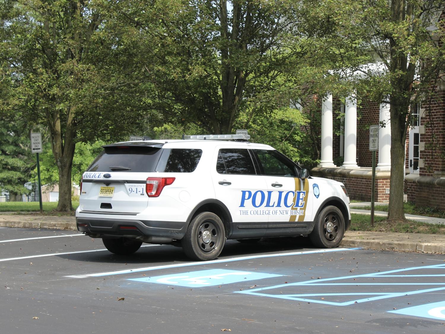 The Signal and Campus Police work together on a weekly basis to inform the campus community about crime on and around campus. All records given to The Signal are public records and do not contain personal information. Some information provided may be triggering for some students (Photo by Elizabeth Gladstone / Multimedia Coordinator).