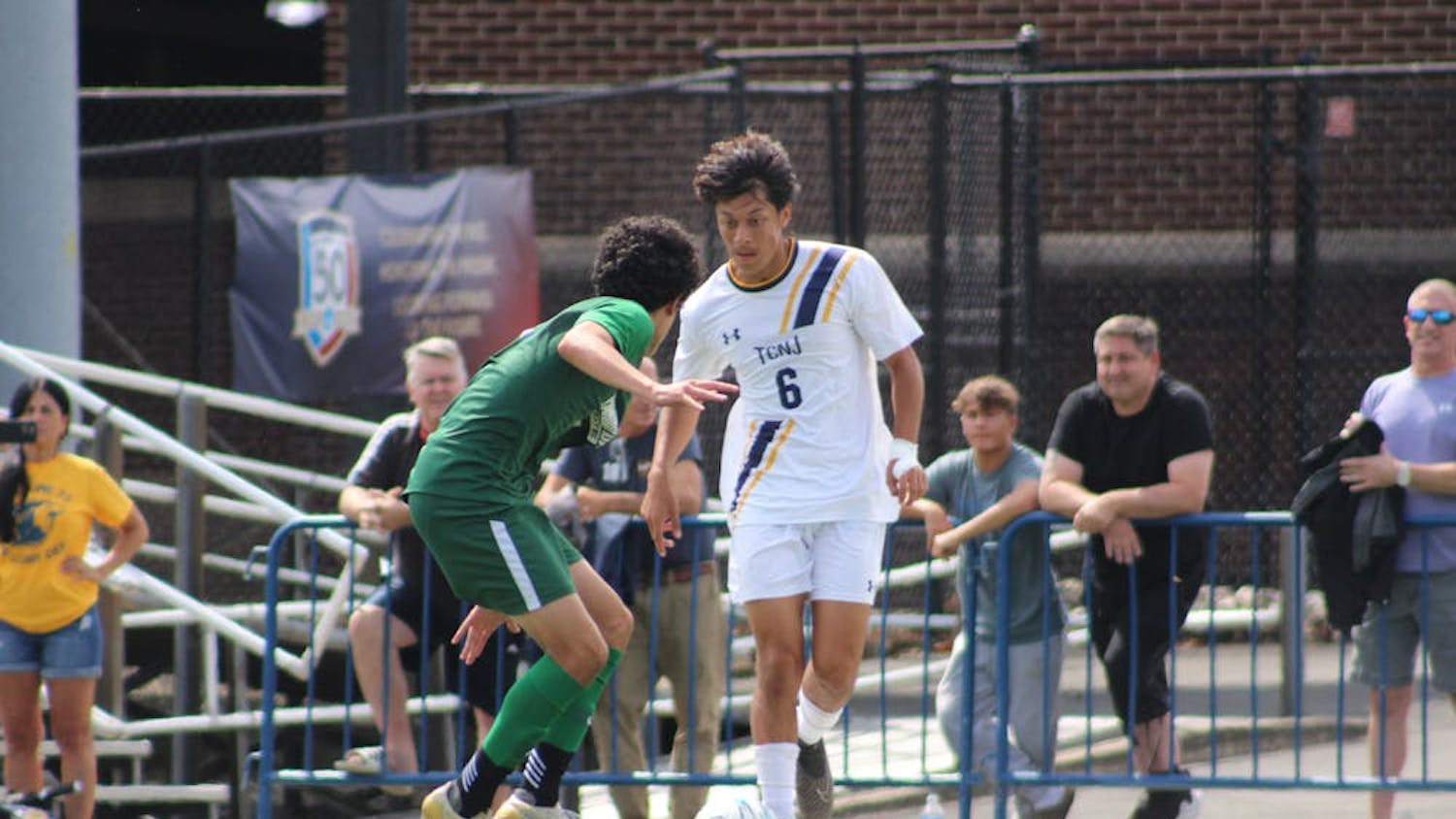 Lions fight hard in NJAC Tournament. (Photo courtesy of Elizabeth Gladstone)