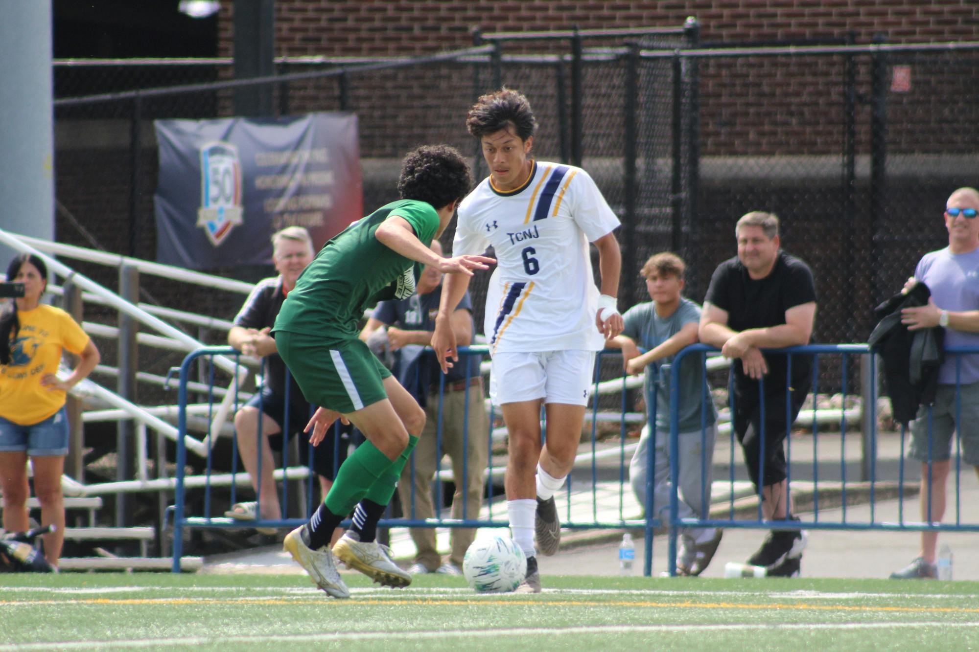 Sophomore Pablo Argueta dribbling at a defender during the Classic (Photo courtesy of Elizabeth Gladstone).