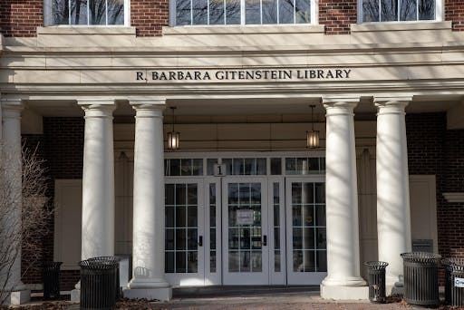 Barnes and Noble will continue to serve as the College’s spirit shop through at least part of the spring 2026 semester. (Photo by Andre Paras / Video Editor).