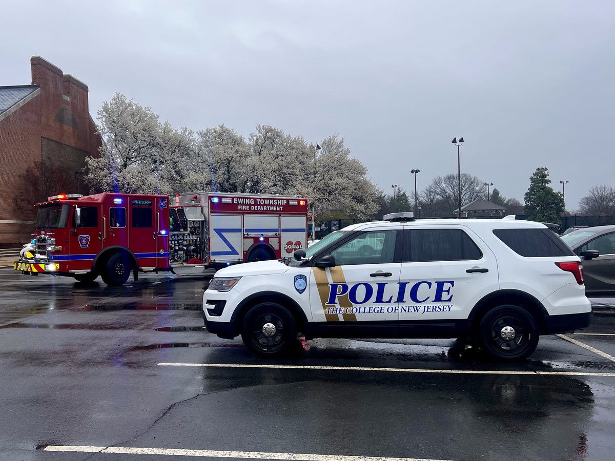 The Signal and Campus Police work together on a weekly basis to inform the campus community about crime on and around campus. All records given to The Signal are public records and do not contain personal information. Some information provided may be triggering for some students (Photo courtesy of Elizabeth Gladstone / Multimedia coordinator).