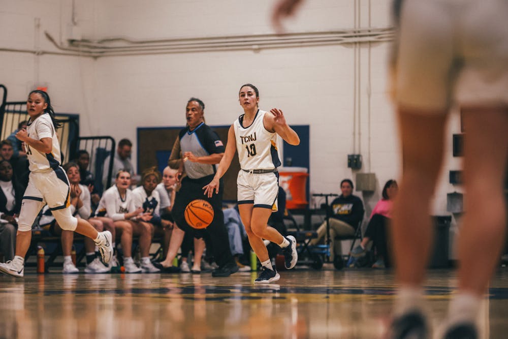 Senior guard Nina Branchizio, the NJAC Player of the Year, scored 20 points against Montclair State. (Photo by Arion Owes)