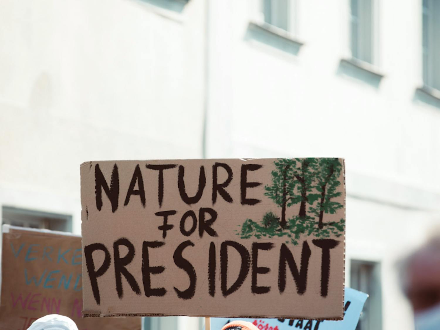 The approval of the Willow Project is not only a detrimental decision for the planet, but also a betrayal of Biden’s voters. (Photo courtesy of Flickr / “Global Climate Change Strike” by Markus Spiske. March 29, 2022). 