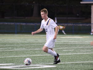 Midfielder JJ Zaun on the ball (Photo courtesy of Elizabeth Gladstone / Multimedia Coordinator).