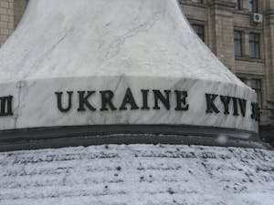 According to the New York Times, Ukrainians have conducted individual trainings in which they learn how to shoot and reload a rifle, apply first-aid and identify dangerous bombs and mines(Flickr/ “Ukraine!” by Sara, March 17, 2006).