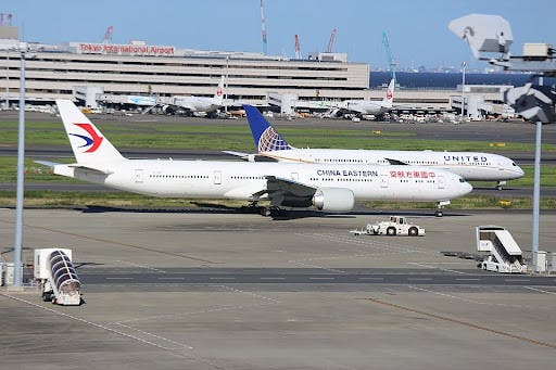 The Trump administration may ban China’s airlines from traveling through Russian airspace. (Photo courtesy of Wikimedia Commons / Pasci23456, Oct. 5, 2018)