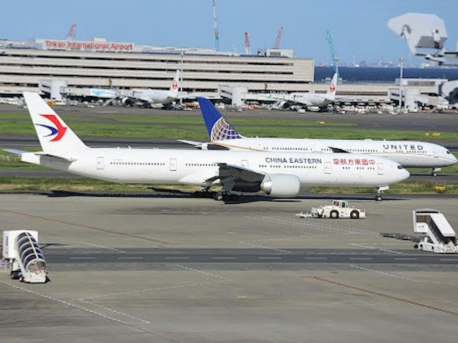 The Trump administration may ban China’s airlines from traveling through Russian airspace. (Photo courtesy of Wikimedia Commons / Pasci23456, Oct. 5, 2018)