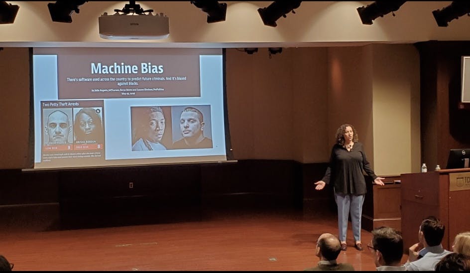 Broussard informs the audience that artificial intelligence (AI) is built with inherent biases (Photo courtesy of Catherine Gonzalez / Staff Writer).
