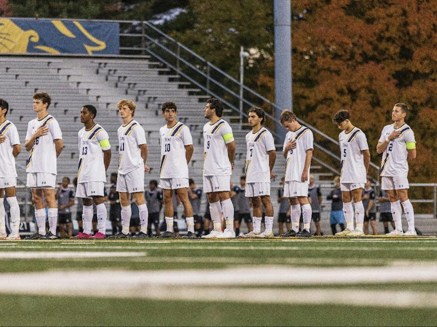 Lions with two impressive wins to remain undefeated (Photo courtesy of Derick Zelaya).