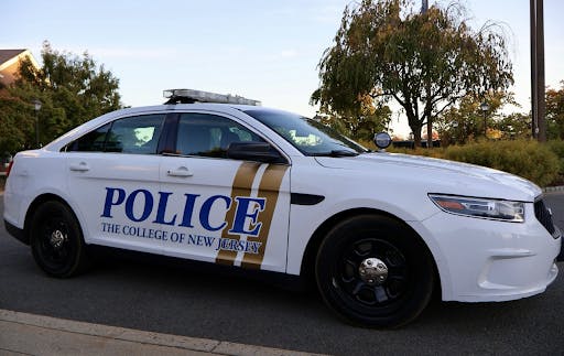 Campus police reported to Brower Student Center after a report of a gas leak. (Photo by Erin Reilly / Staff Photographer)