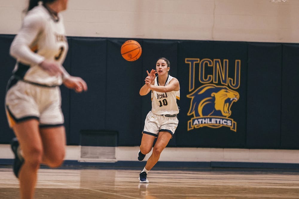 Senior guard Nina Branchizio won the NJAC Player of the Year in her final campaign as a Lion. (Photo courtesy of Arion Owes)