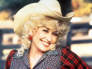 Dolly Parton showcases her country fashion in style. (Photo courtesy of IMDb)