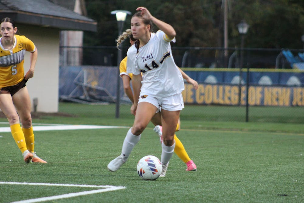 <p><em>The Lions drop heartbreaker in penalty kicks. (Photo Courtesy of Elizabeth Gladstone)</em></p>