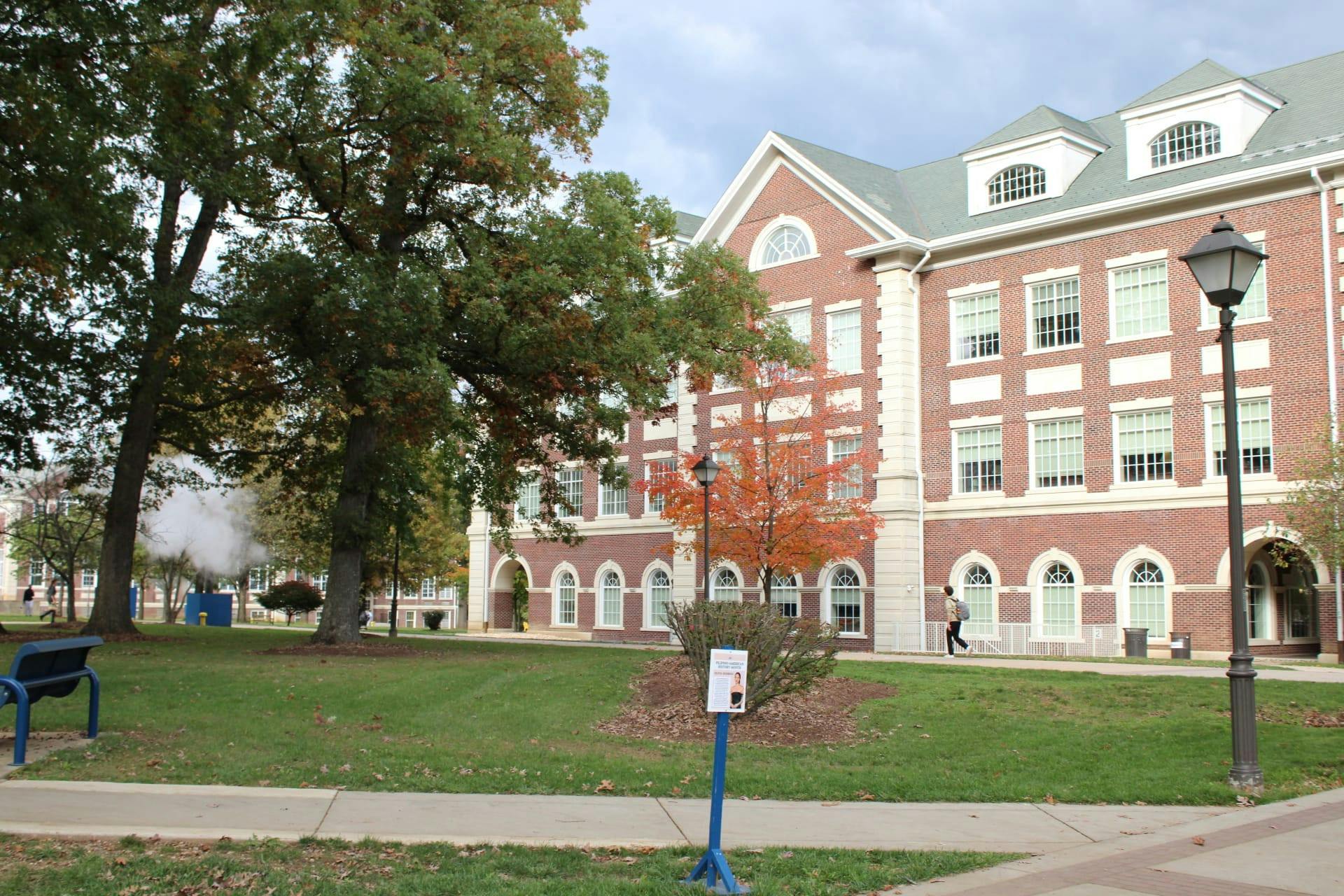 Students may be busier in college, but that does not mean that they are more stressed (Photo courtesy of Albert Nunez / Staff Photographer).