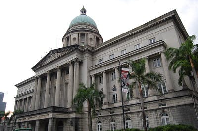 The Supreme Court decision overtunes Roe v. Wade, putting women at a disadvantage (Photo courtesy of Flickr/ “Old Supreme Court” by edwin.11. December 26, 2008).