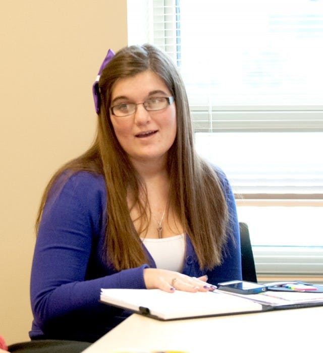 20140402-breaking-Boundaries-Allison-DAmbrosia-640x700