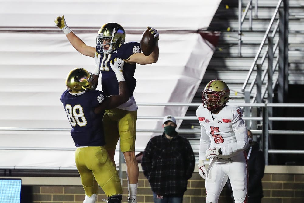 1605474277-ad9f323a5a1c02d