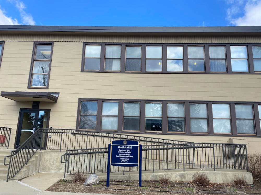 1679957860-7a0a858192833b3