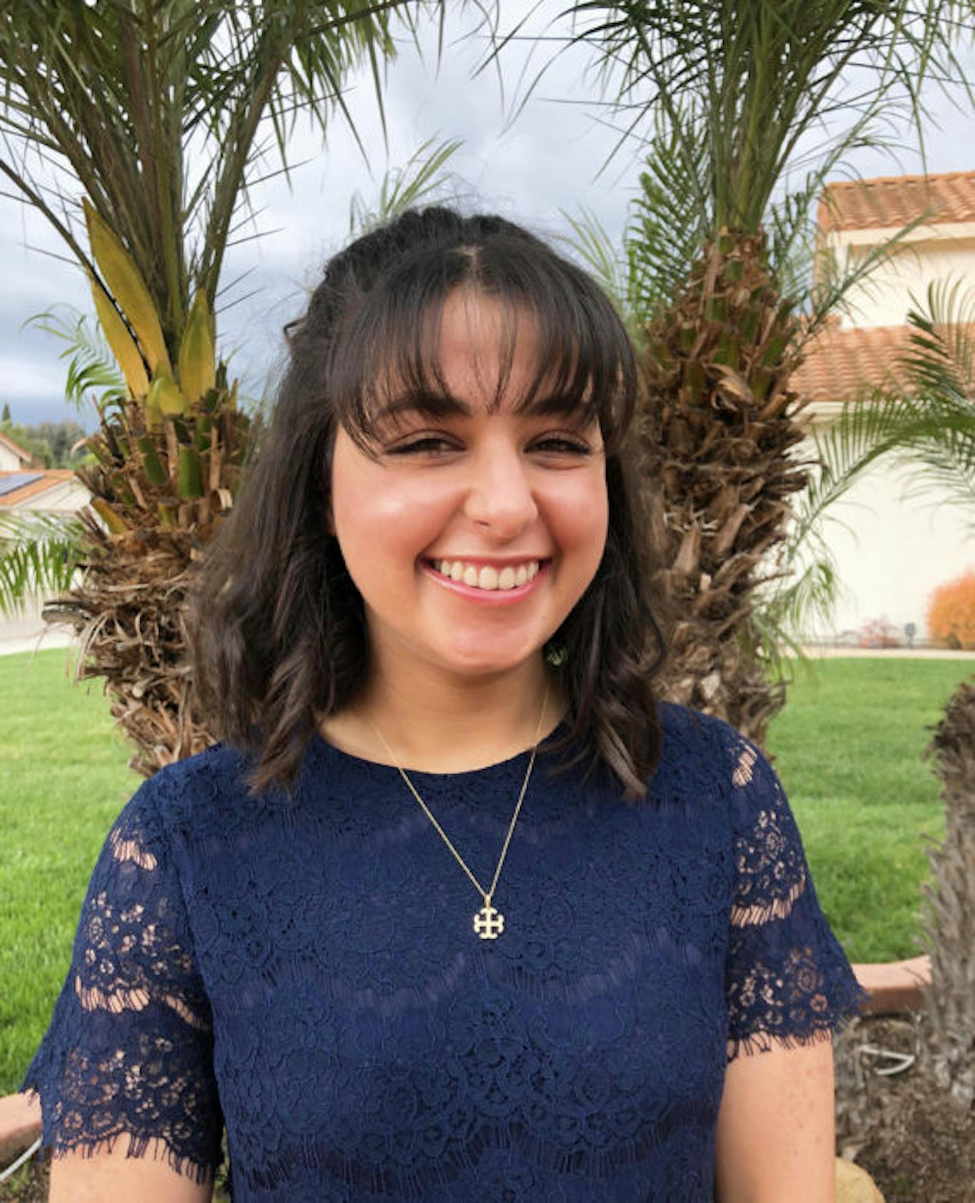 1589455383-4af52202f77beb1-567x700