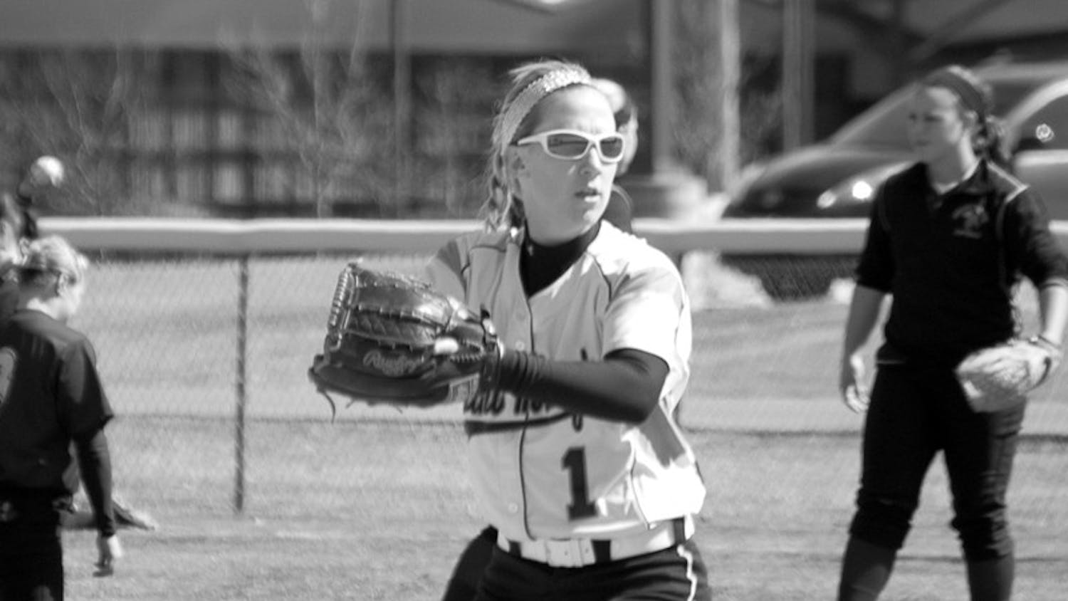 SMC-Softball-shot-by-Allison-DAmbrosia-20130328
