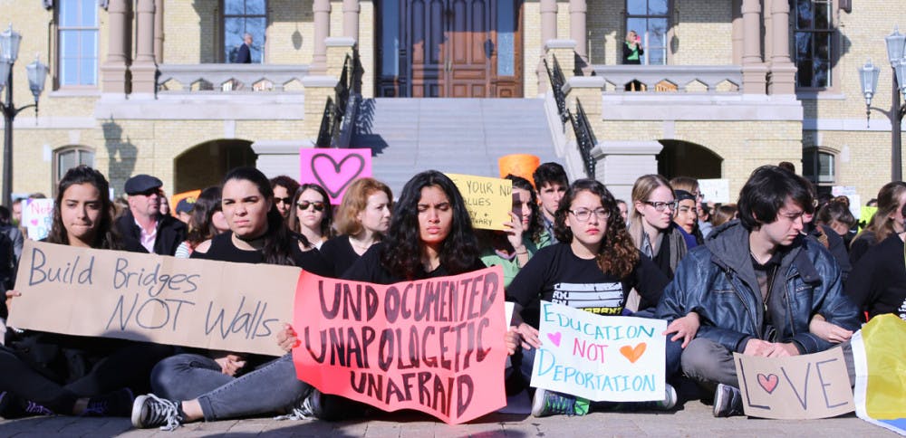 1487205722-24d93abf84f1e26