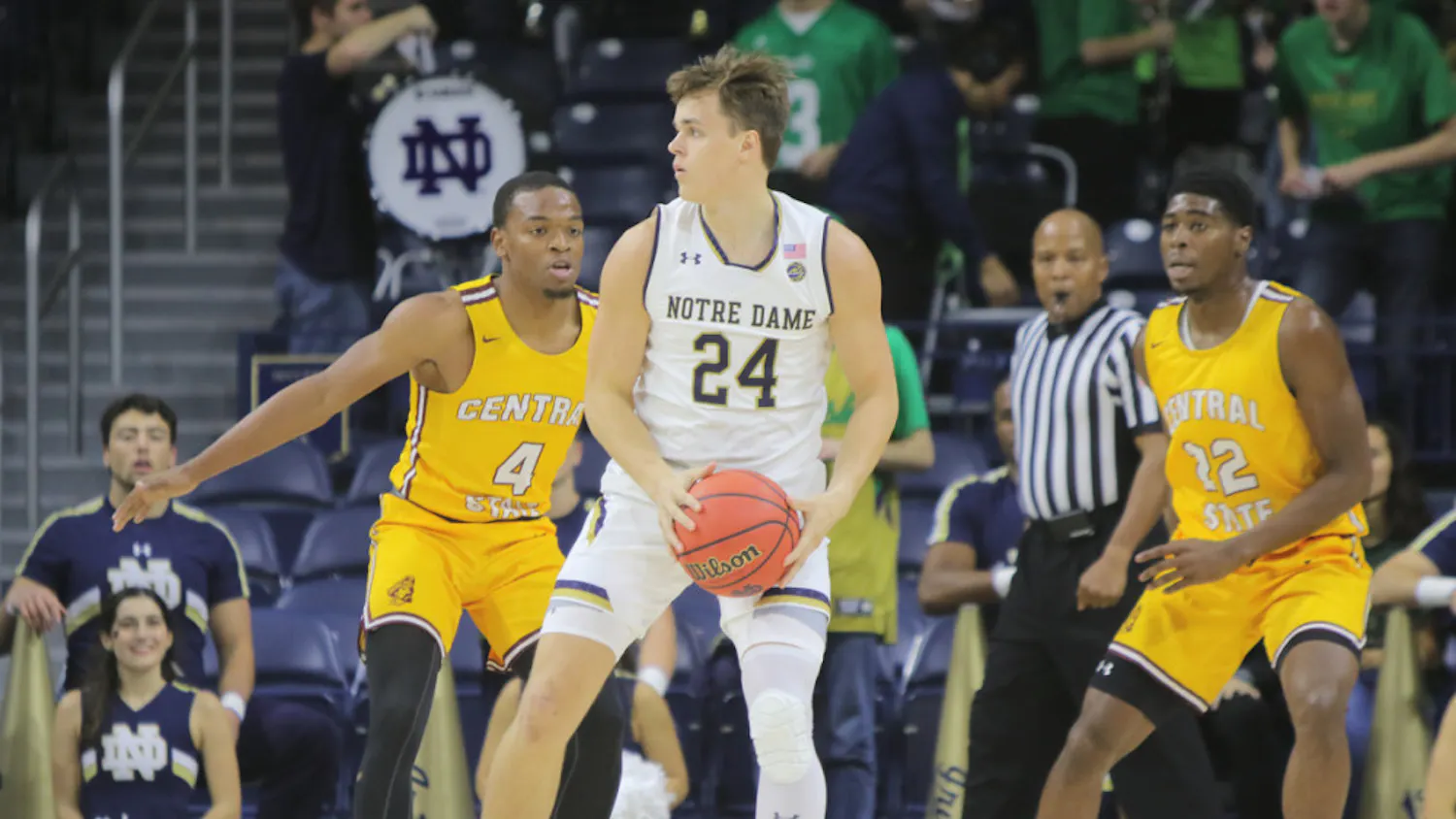 1541558185-4932ba4ef1ac3de