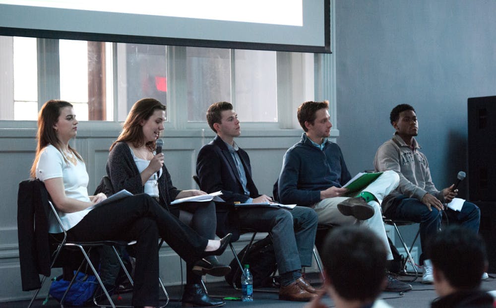 1459908909-4b33e2777b64aa7