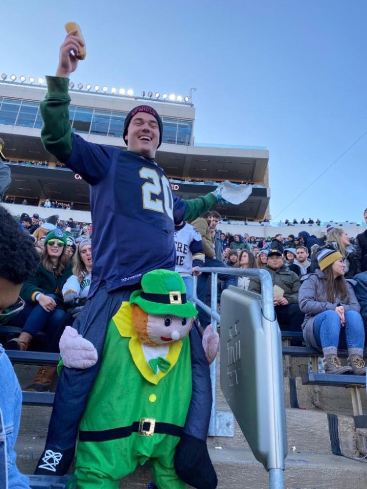 1575486976-7a56a3dd23cee77