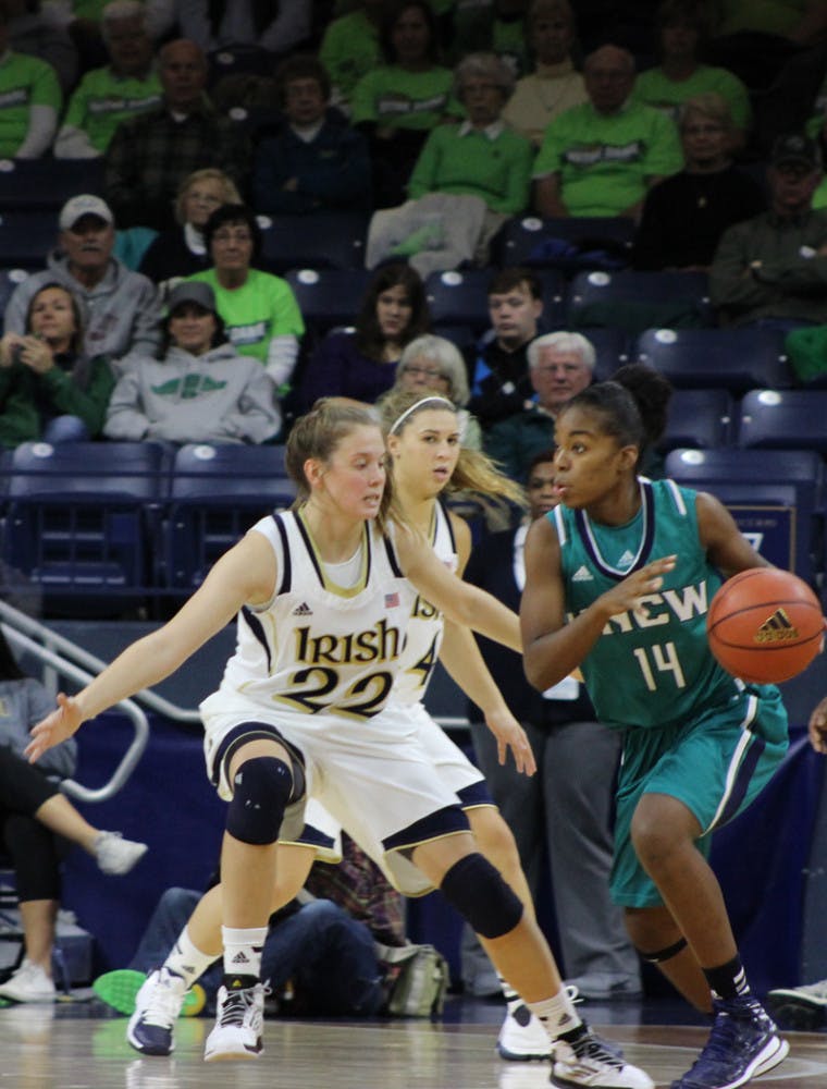 W-BBall-Cable-vs-UNCW-shot-by-Emmet-Farnan