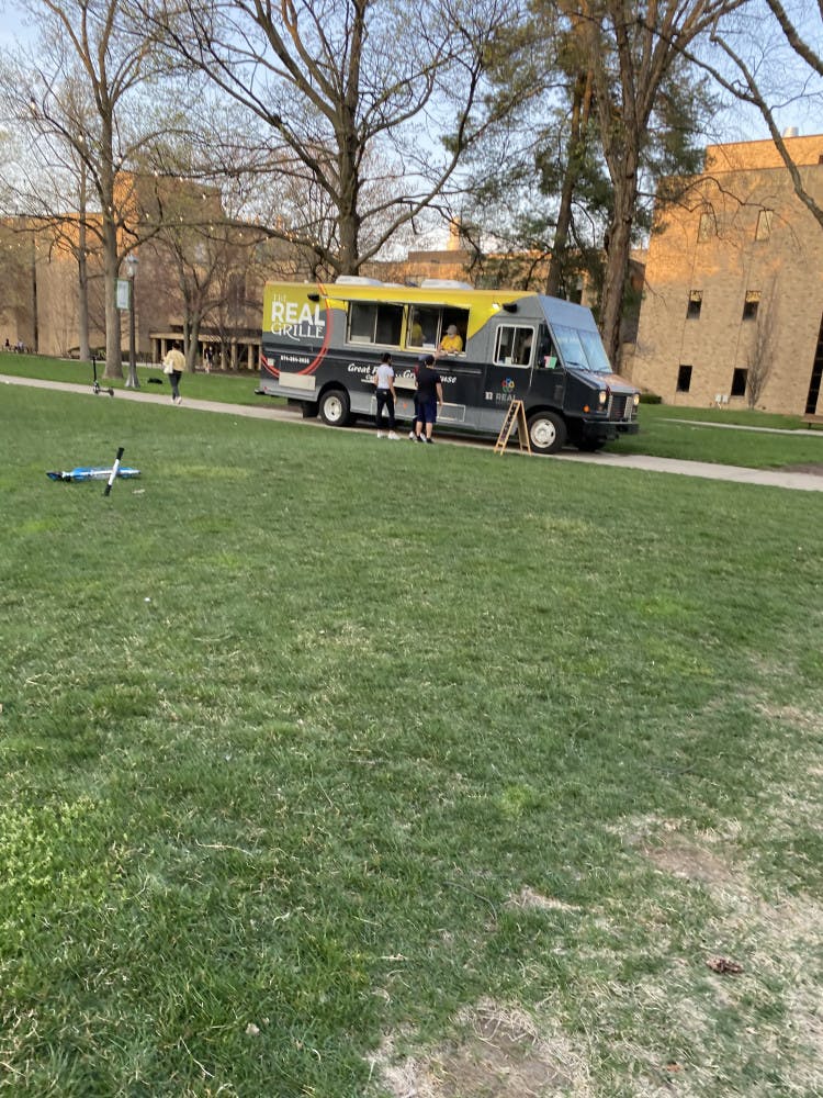 1620593467-bcb442674716dce