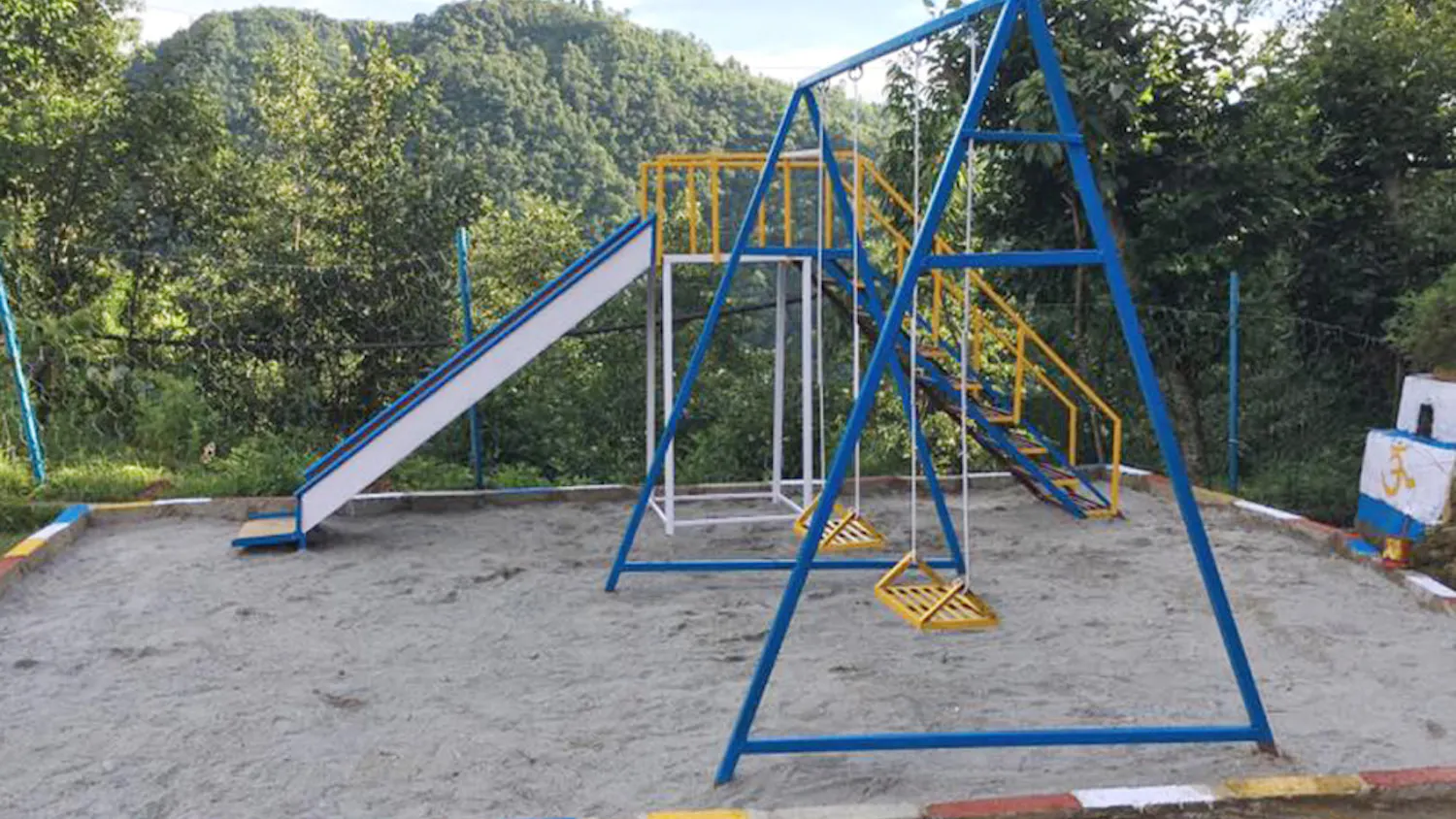 1543553694-f1a65e2dd518009