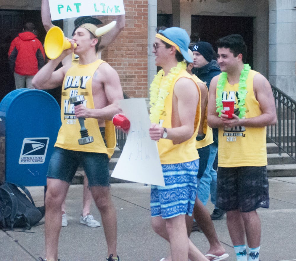 1517960776-7b0723ec4fa2494