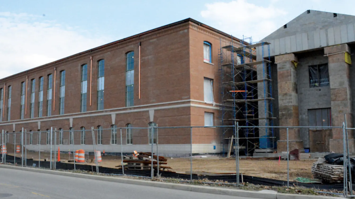 1524525880-31b6fb57aab9eba