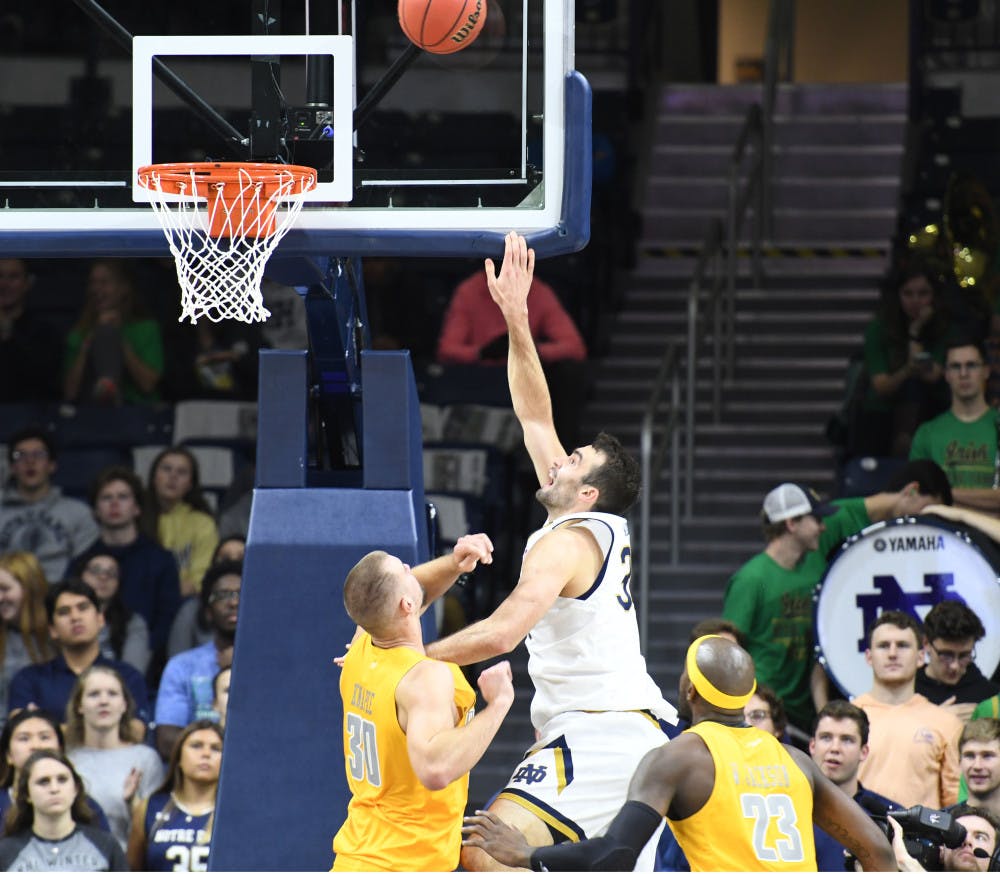 1575931039-b846968f269cee7