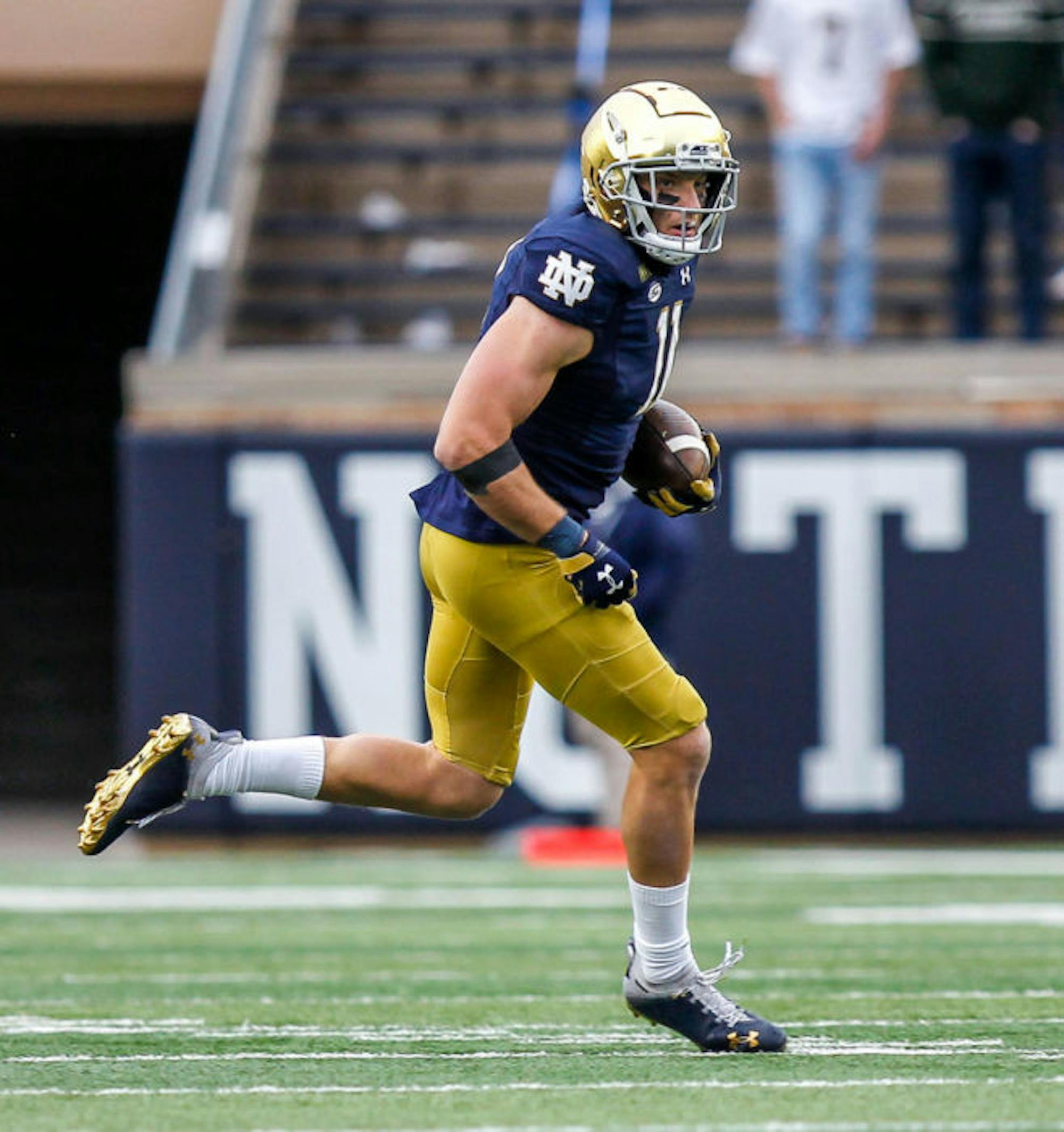 1603413707-d920216bbb23ee7-658x700